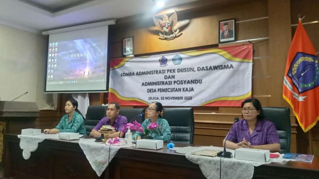 Sekretaris TP.PKK Kec. Denpasar Utara menjadi Juri pada Lomba Administrasi PKK Dusun dan Dasawisma d