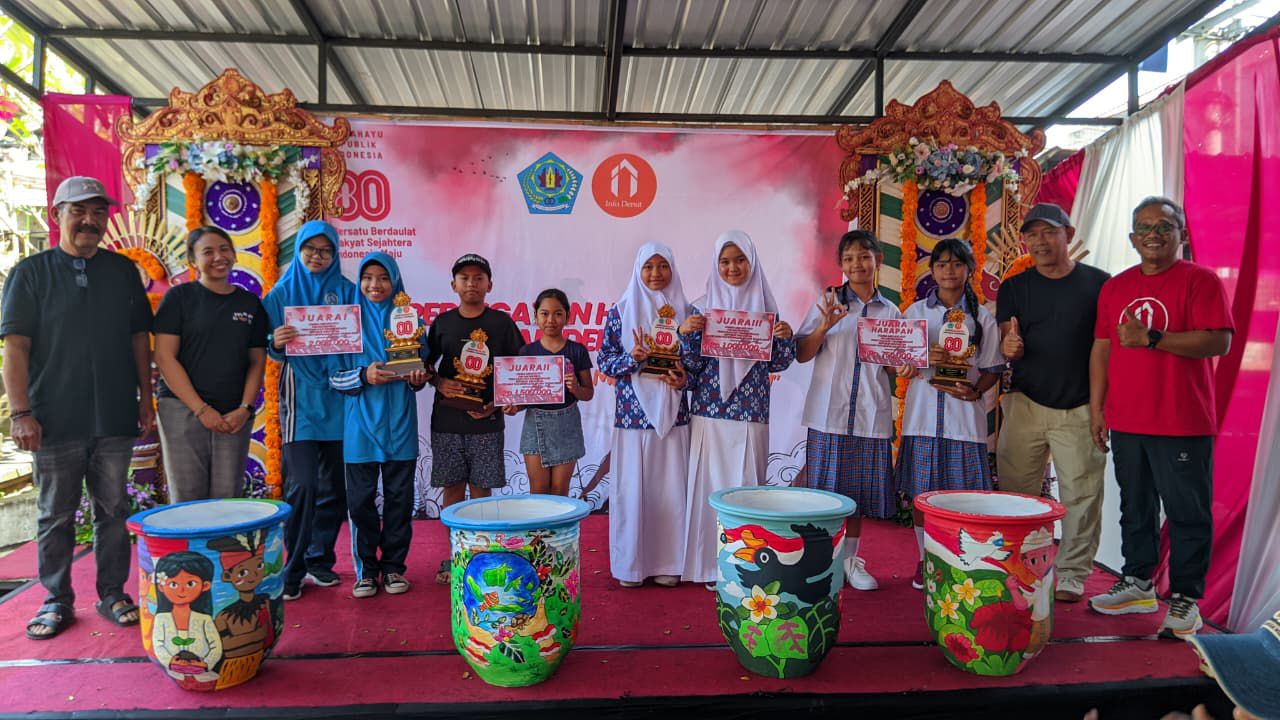 Lomba Melukis Pot Semarakkan HUT RI-80 di Kecamatan Denpasar Utara